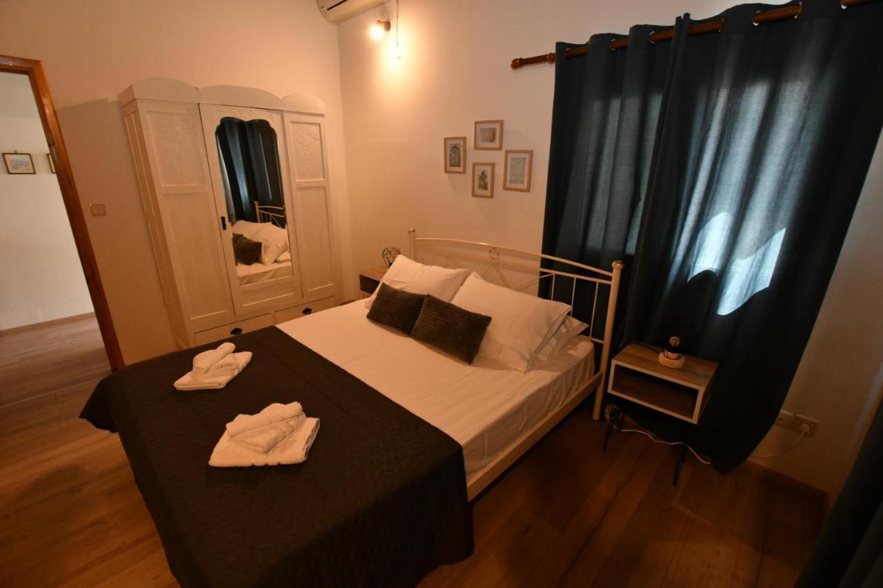 Downtown Loft Apartment Aígion Ngoại thất bức ảnh