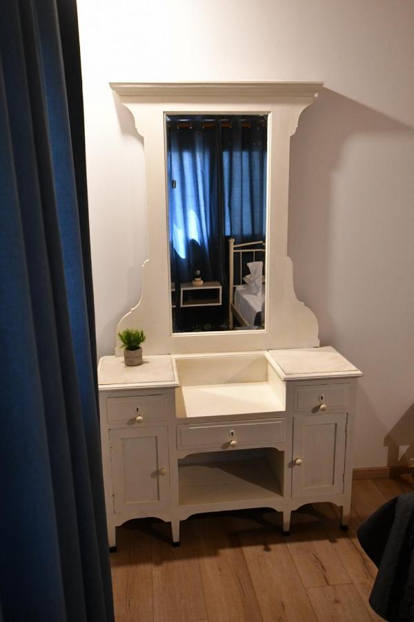 Downtown Loft Apartment Aígion Ngoại thất bức ảnh